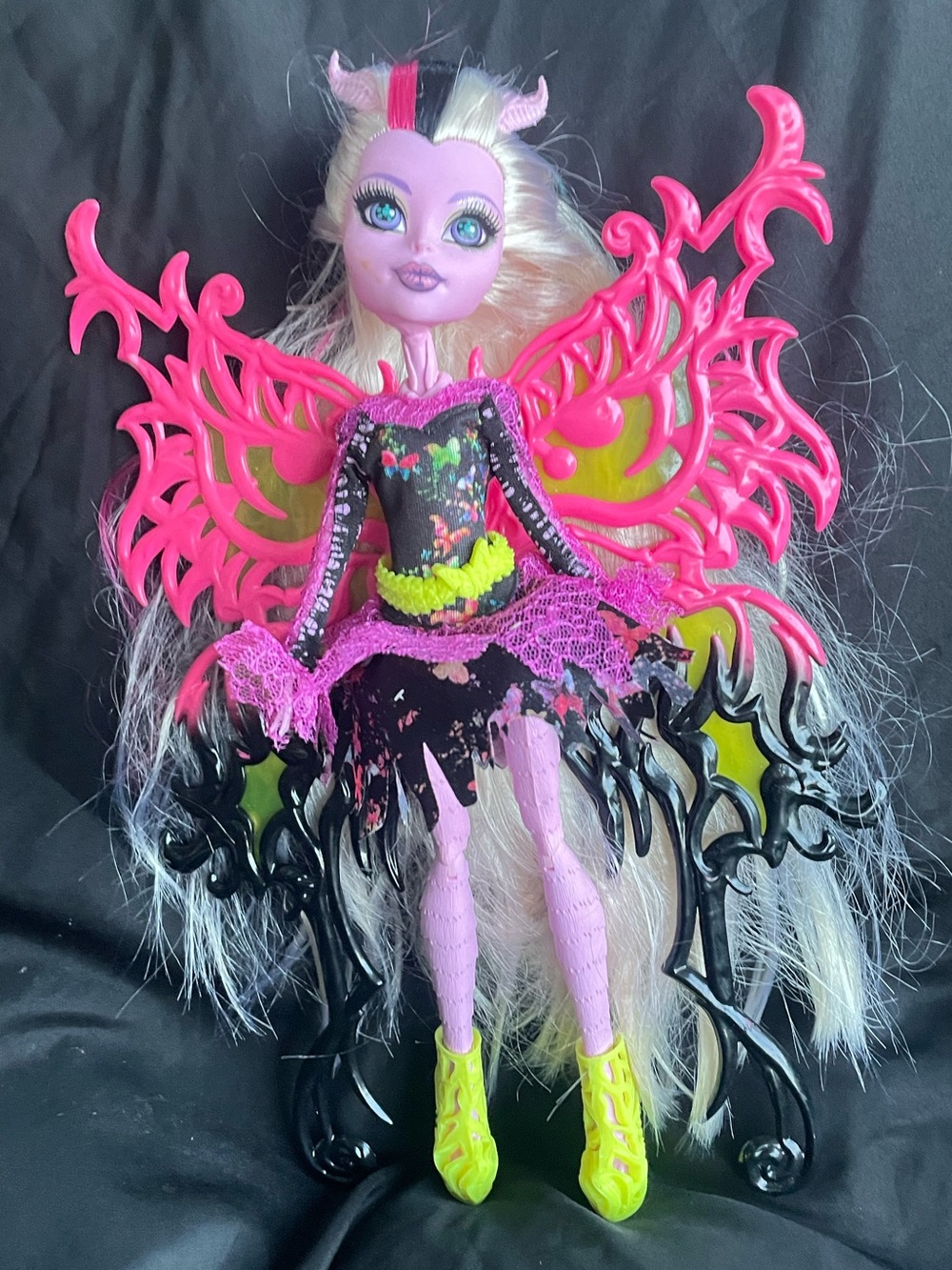 First generation, Monster High freaky fusion Bonita Femur Doll, with accessories
